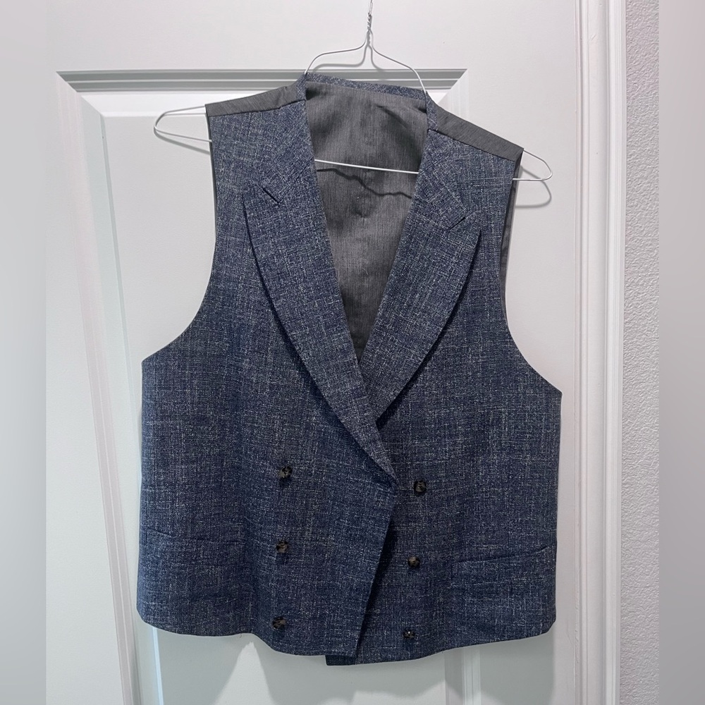 Suit Supply